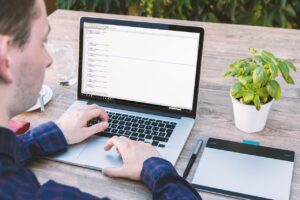 Mündigkeit von KMU gegenüber Agenturen und WebDesigner